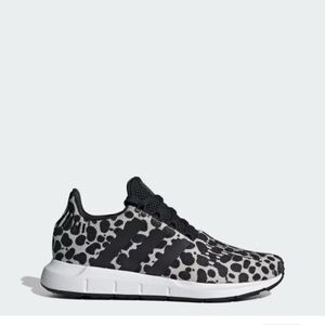 Adidas women’s swift run CHEETAH size 8